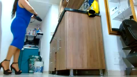 Snapshot of anaids_dam chatting on 07-18-26, 01:26 anaids online show from 07-18-26, 01:26
