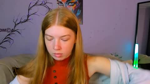 Snapshot of anais_boom chatting on 09-21-25, 05:42 Anais online show from 09-21-25, 05:42