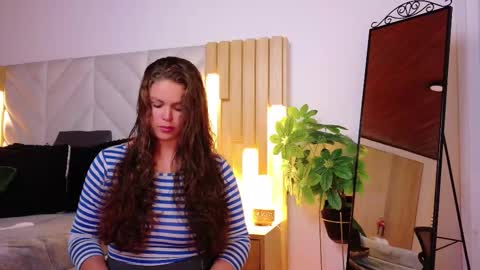 Snapshot of anaise_latif chatting on 10-03-25, 11:29 Anaise online show from 10-03-25, 11:29