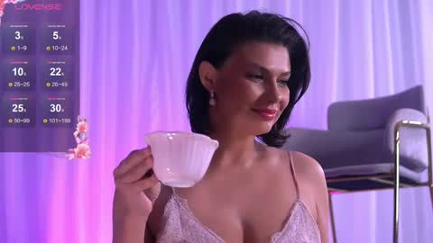 Anais online show from 04-18-26, 03:21