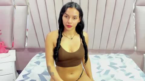 AbbyAndAntonela online show from 03-11-25, 01:23