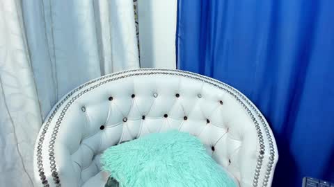 Snapshot of analia18_ chatting on 01-09-25, 12:30 analia18 online show from 01-09-25, 12:30