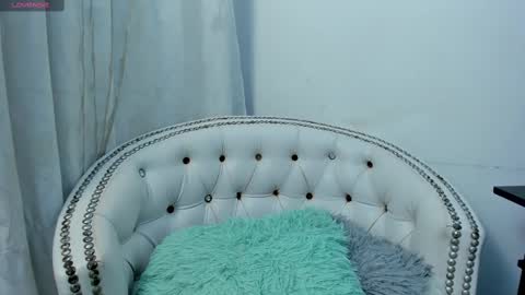 Snapshot of analia18_ chatting on 02-21-25, 01:33 analia18 online show from 02-21-25, 01:33