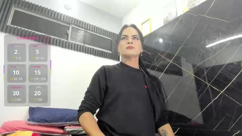 Analia smith online show from 01-06-26, 03:21