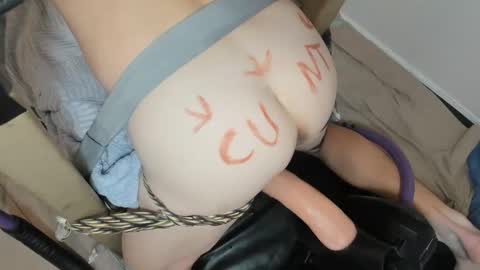 Snapshot of analmagician chatting on 01-03-25, 11:23 analmagician online show from 01-03-25, 11:23