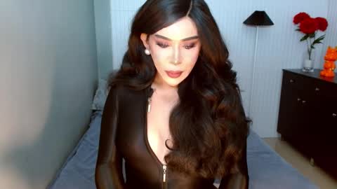 Snapshot of analordgoddessxx chatting on 02-08-25, 02:38 Thena online show from 02-08-25, 02:38