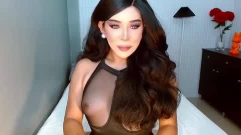 Snapshot of analordgoddessxx chatting on 02-10-25, 01:24 Thena online show from 02-10-25, 01:24