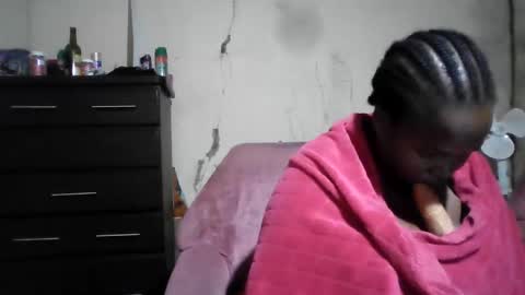 Snapshot of analslut1987 chatting on 05-02-26, 12:26 analslut1987 online show from 05-02-26, 12:26