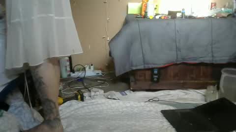 Snapshot of analwhore666 chatting on 01-26-25, 02:52 kinkylilanalslut online show from 01-26-25, 02:52