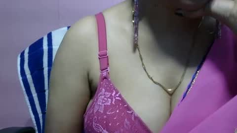 Snapshot of anamika794088 chatting on 12-18-24, 10:40 anamika794088 online show from 12-18-24, 10:40