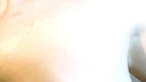 Snapshot of anarosse__ chatting on 12-22-24, 02:17 ana 3 online show from 12-22-24, 02:17