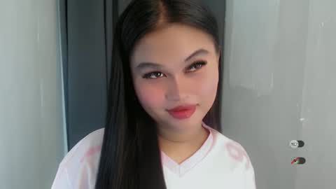 Snapshot of anaruru_ chatting on 04-05-26, 03:42 ANA online show from 04-05-26, 03:42