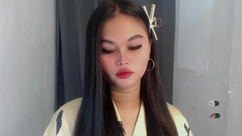 Snapshot of anaruru_ chatting on 04-27-26, 05:22 ANA online show from 04-27-26, 05:22