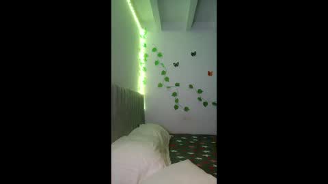 Snapshot of anaspark chatting on 02-14-26, 03:20 Ana online show from 02-14-26, 03:20