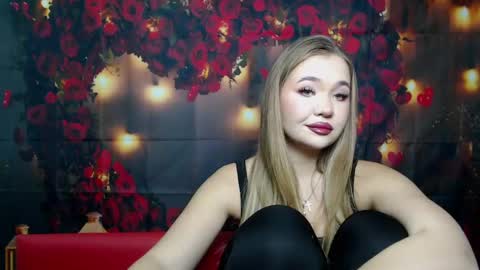 anastacyyellig online show from 01-22-25, 02:26