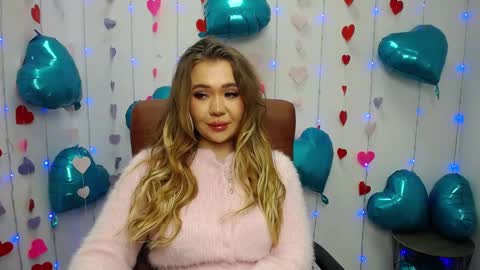 anastacyyellig online show from 02-16-25, 06:21