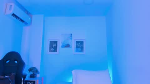 Snapshot of anastasia_lauren chatting on 01-05-26, 07:50 Ana online show from 01-05-26, 07:50