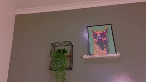 Kendra  online show from 10-17-25, 10:18