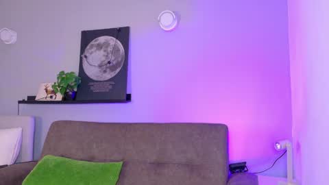 Kendra  online show from 04-16-26, 10:05