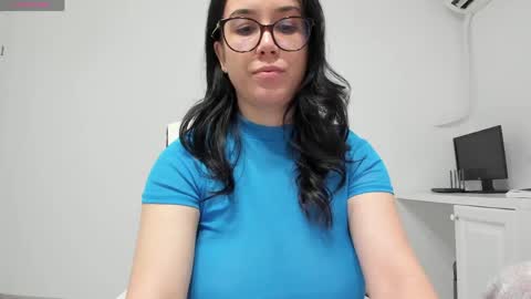 Snapshot of anayscaandy chatting on 05-11-26, 03:34 Andreea online show from 05-11-26, 03:34