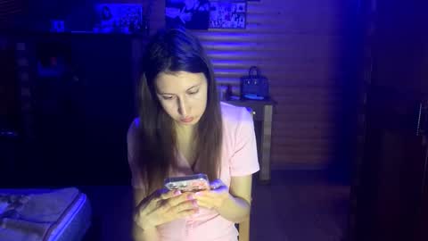 Ashley Cooper online show from 11-01-25, 05:04