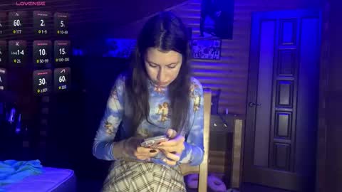 Ashley Cooper online show from 11-21-25, 05:22