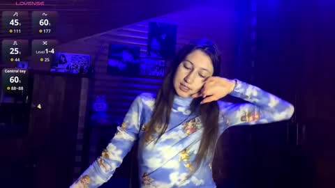 Ashley Cooper online show from 11-23-25, 05:13