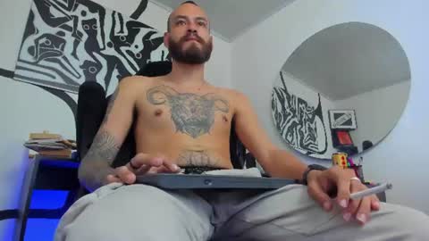 Snapshot of anders_x chatting on 07-18-26, 01:43 Andrs - online show from 07-18-26, 01:43