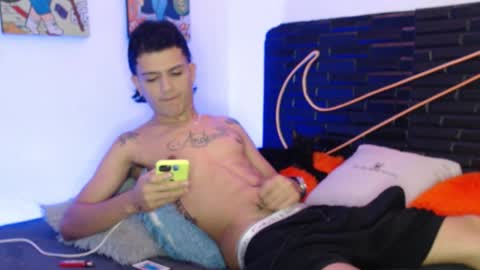 andersonZ98 online show from 10-28-25, 02:59