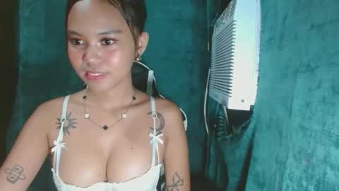 andiaprecious_ online show from 04-16-26, 01:56