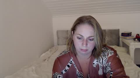 Andorphin online show from 10-31-25, 08:10