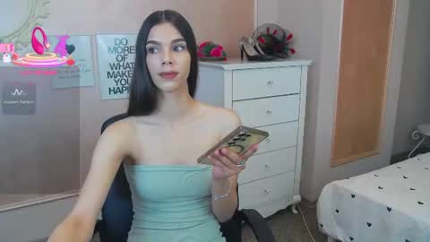 Snapshot of andorrasweet chatting on 07-14-26, 03:22 Andorra online show from 07-14-26, 03:22