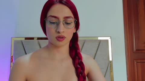 Andra Cyrus online show from 01-11-25, 12:07