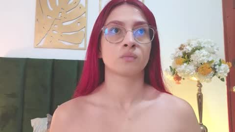 Andra Cyrus online show from 09-19-25, 11:33