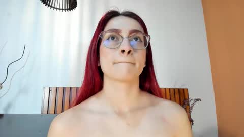 Andra Cyrus online show from 12-15-25, 11:36