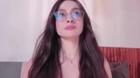 Andra Cyrus online show from 03-27-26, 10:53