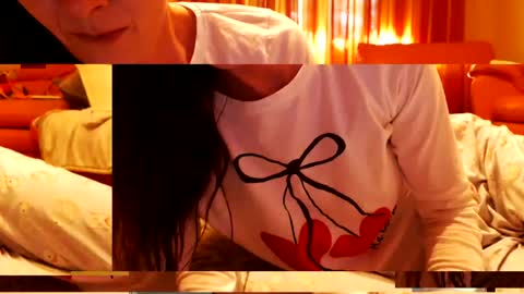 Snapshot of andrasweetie chatting on 07-06-26, 03:03 Andra online show from 07-06-26, 03:03