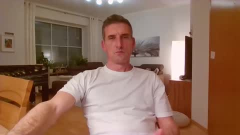 Name online show from 12-01-24, 10:10