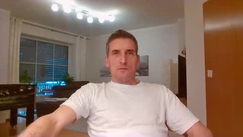 Name online show from 12-03-24, 08:16