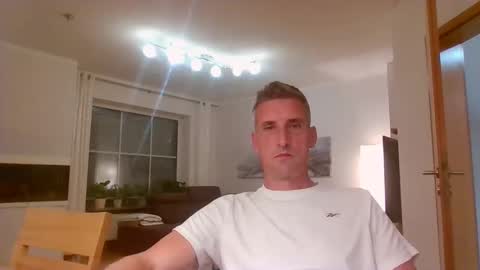 Name online show from 09-21-25, 08:21