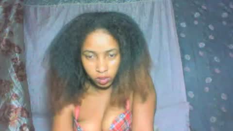 Snapshot of andre415913 chatting on 05-10-26, 05:40 andre415913 online show from 05-10-26, 05:40