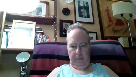 Snapshot of andre6045 chatting on 02-26-26, 12:42 andre6045 online show from 02-26-26, 12:42