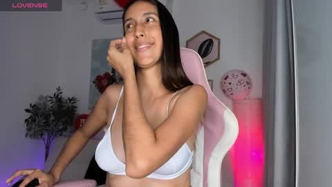 A l e online show from 02-11-25, 12:06