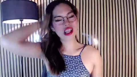 Snapshot of andrea06121998 chatting on 09-22-25, 07:10 andrea06121998 online show from 09-22-25, 07:10