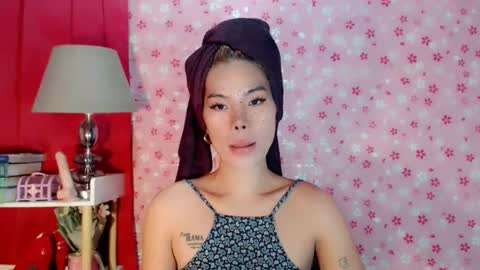 Snapshot of andrea06121998 chatting on 10-14-25, 11:00 andrea06121998 online show from 10-14-25, 11:00