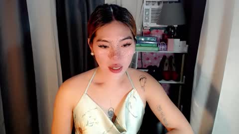 andrea06121998 online show from 04-16-26, 06:09