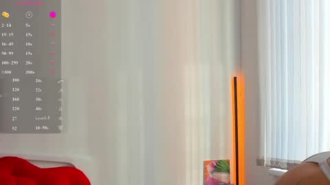 Snapshot of andrea__bass chatting on 06-06-26, 02:44 andrea__bass online show from 06-06-26, 02:44