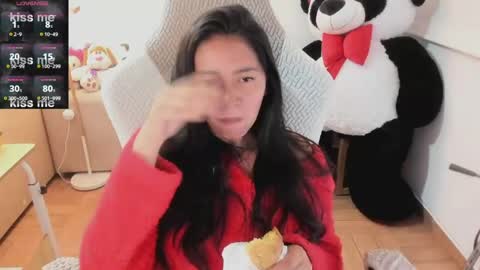 Snapshot of andrea_bonnie chatting on 04-21-26, 01:42 andrea_bonnie online show from 04-21-26, 01:42