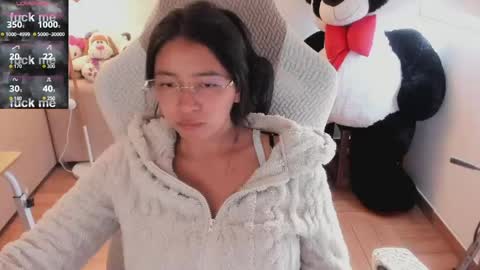 Snapshot of andrea_bonnie chatting on 04-23-26, 10:23 andrea_bonnie online show from 04-23-26, 10:23