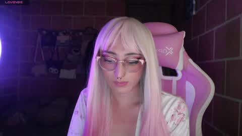 Andrea  online show from 07-17-26, 07:37
